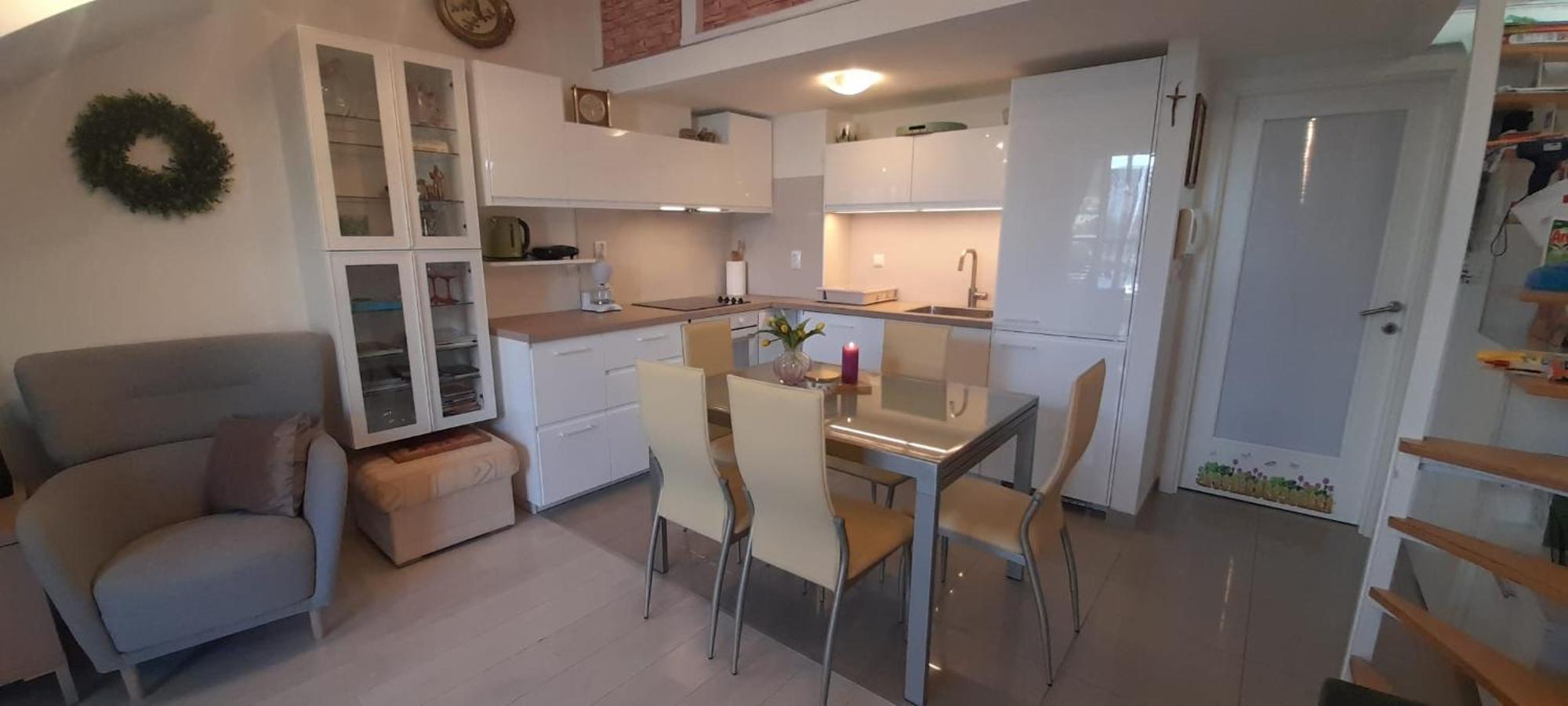 Apartment Sea View Mouth Cetina Omiš Εξωτερικό φωτογραφία